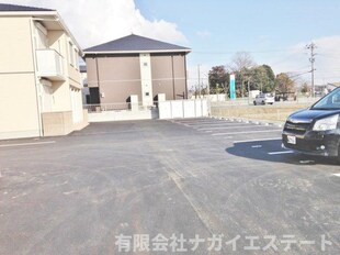 ベルクール加東Bの物件外観写真